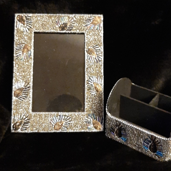 Classical Deco Frame and Phone Caddy - Picture 1 of 3